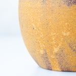 陶芸家Keicondo（ケイコンドー）の花瓶（フラワーベース）黄色