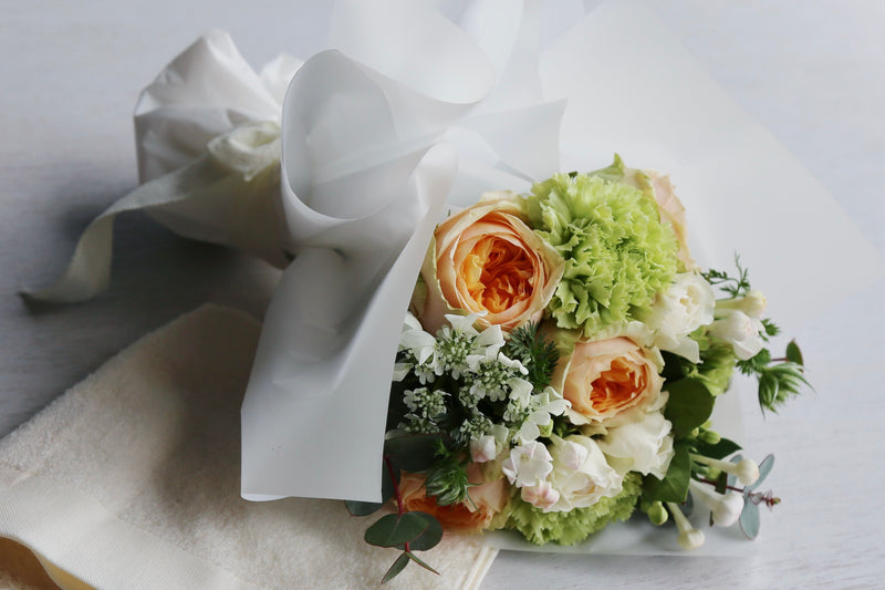 誕生月のお花を贈る