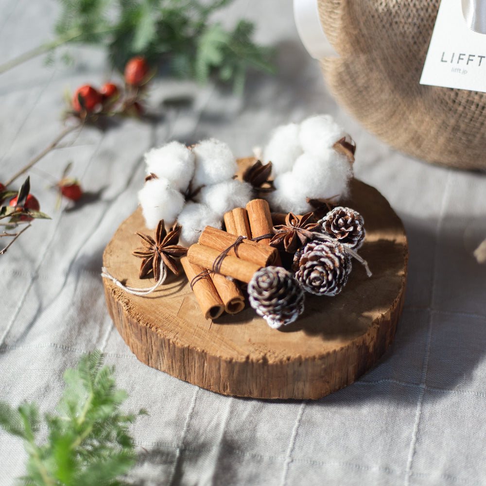 Natural ornament Tree - LIFFT